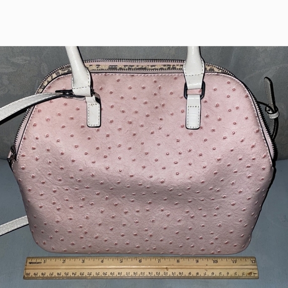 Pink and Cream Guess purse - Picture 3 of 8